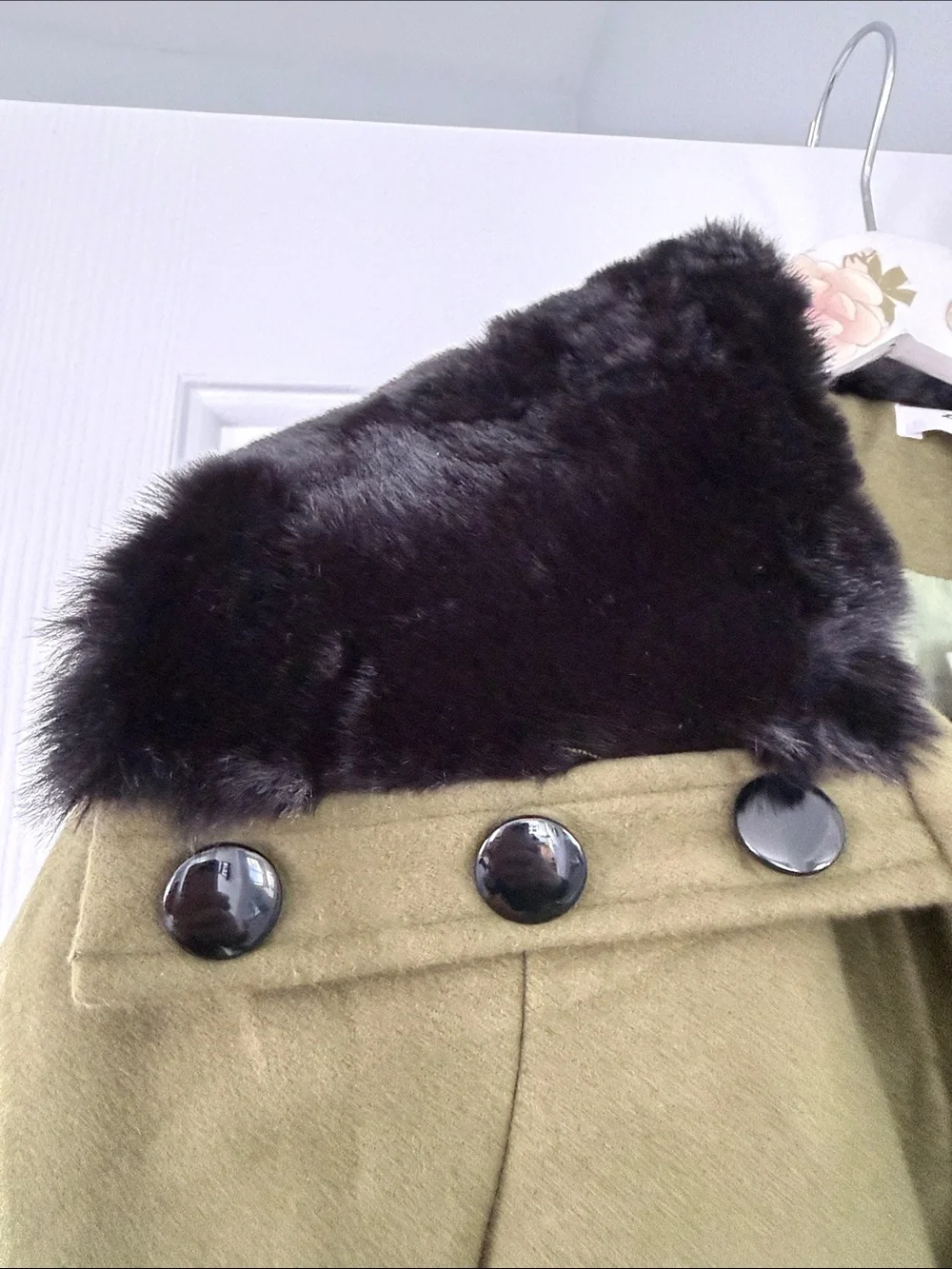 zeagoo Olive Green Trench Coat with Black Faux Fur Collar
